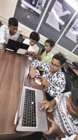 WhatsApp Image 2025-11-06 at 15.14.48 (1)